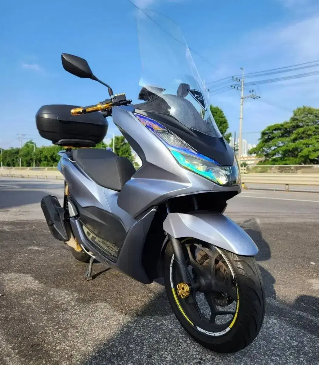 HONDA PCX125 21년식 ABS 탑박스